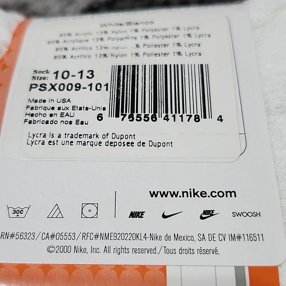 VINTAGE NIKE SWOOSH 2000'S UNISEX WHITE 2-PAIR CREW-SOCKS